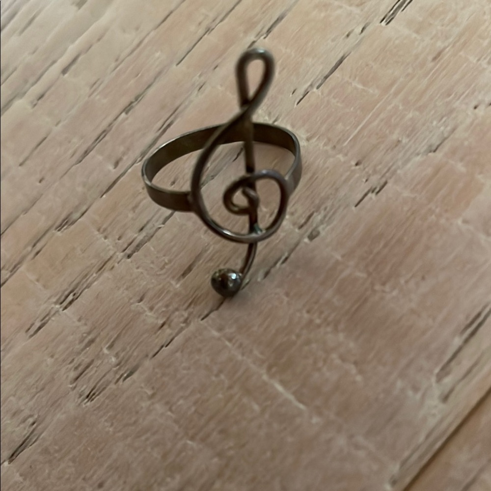 Silver Music Note Ring. - image 1
